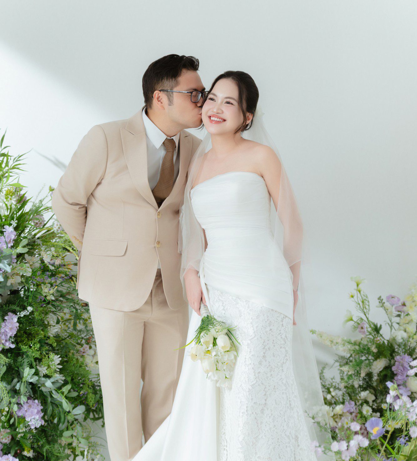 thiệp cưới online